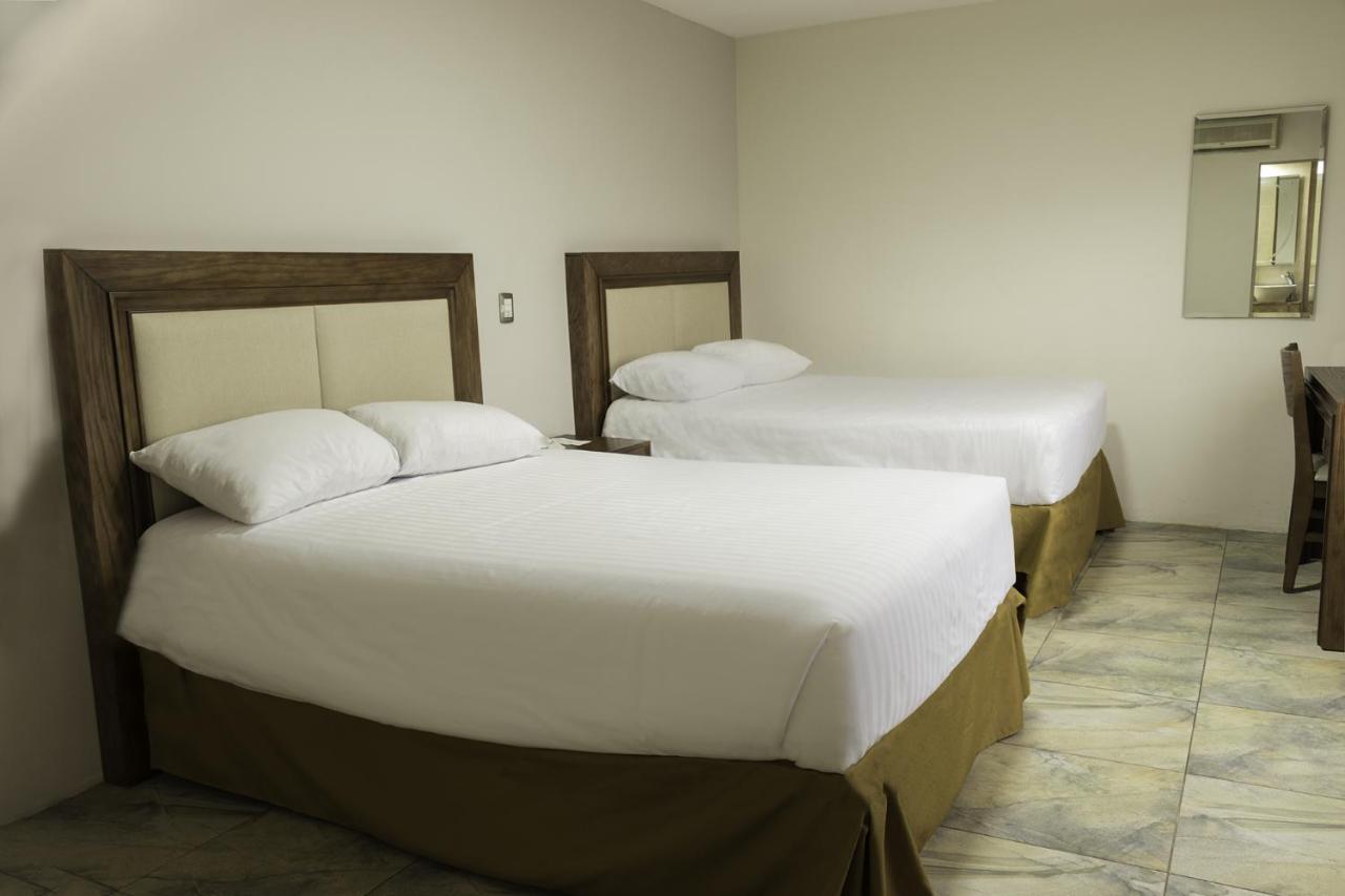 Hotel Adriana Hidalgo del Parral Extérieur photo
